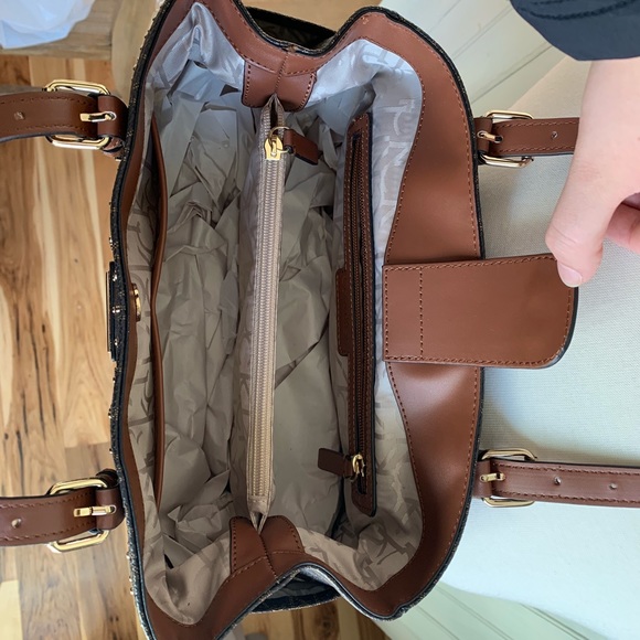 BNWOT Calvin Klein Gold Studded Purse - Picture 5 of 6